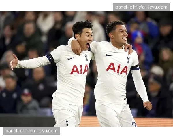 比赛报告：富勒姆三中卫体系显成效，成功限制了热刺的边路内切